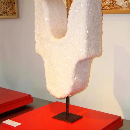 Sculpture ''ST-S300 B'' - cristallisation de sel sur bois sculpté - 70x34x18 cm (Galerie Artcurial Paris 8°)