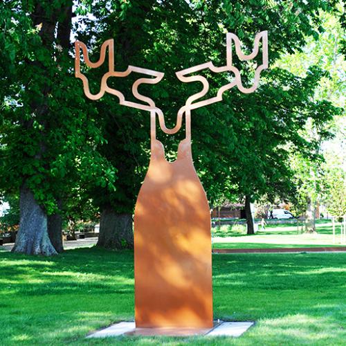 sculpture LE GRAND CERF - ici espace public de la ville d' Issoire