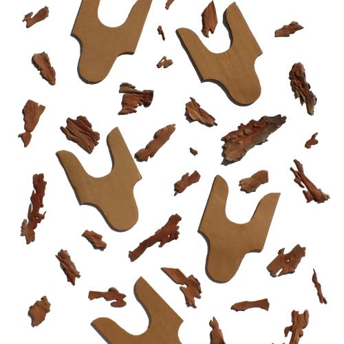 peinture collage: ''Formes et écorces'' - écorces de pin parasol+ carton brut sur toile lin sur châssis- 195 x130 cm